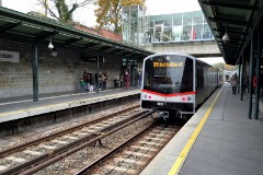 Type V (Wiener Linien U4), Schönbrunn, 29. October 2016