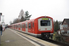 S-Bahn BR 472, Hamburg, Elbgaustrasse, 8. December 2009