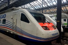 Allegro trainset class Sm6, Helsinki Central Station, 30. June 2016. The Allegro trainsets are in service between Helsinki and St. Petersburg in Russia. The trainsets are built by Alstom, having a maximum speed at 220 km/h. They are owned by Karelian Trains, a joint venture between Russian Railways (RZhD) and VR Group ((Suomen Valtion Rautatiet/Finnish Railways)