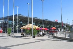 Linz Hauptbahnhof, 27. June 2005