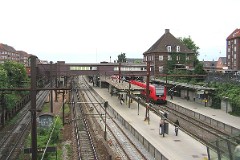 railwaystations jernbanestationer denmark 2005082401 valby